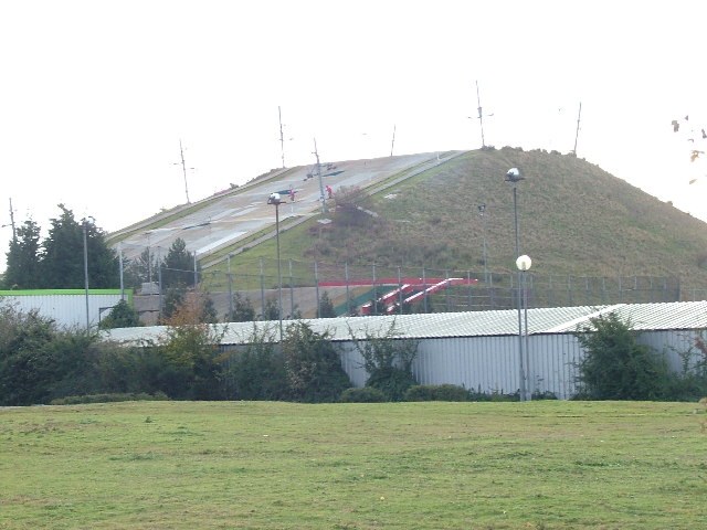 Gosling Ski Centre - outdoor synthetic ski slope. Photo: Robin Hall. Archive image; resized.